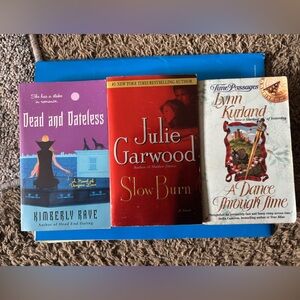 'Dead and Dateless' Book - Purple Cover